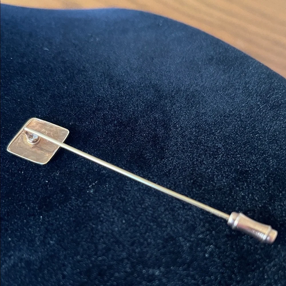 Gold Floral Stick 📍